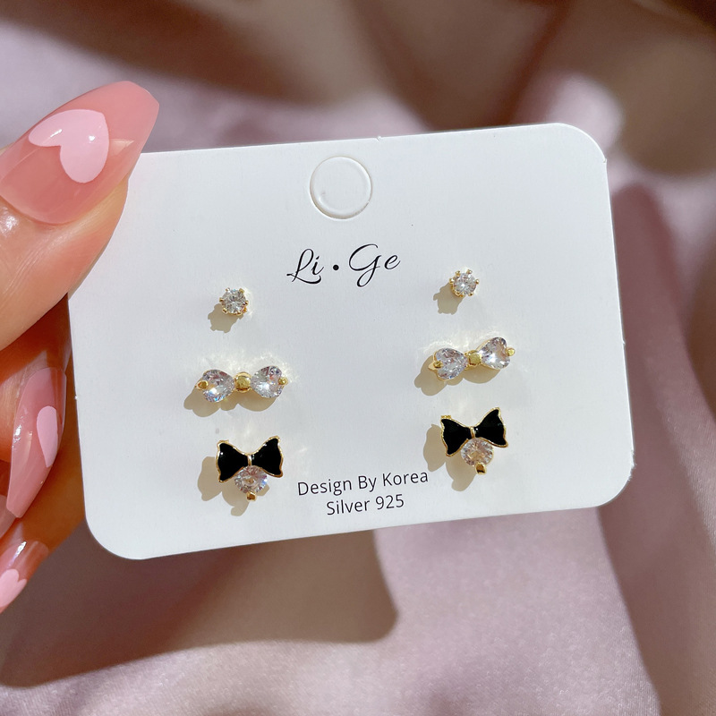 Simple Style Crown Bow Knot Alloy Plating Rhinestones Women's Ear Studs 3 Pairs display picture 1