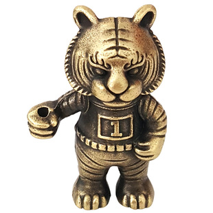 Imitation Copper Ornaments Little Tiger Hand Model Chinese Retro Zodiac Ornaments Gifts Alloy Crafts Model Ornaments