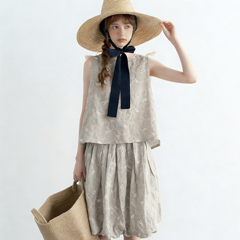 In-Stock Korean Style 2026 Summer New Jacquard Cotton-Linen Sleeveless Vest A-Line Skirt Set for Women That Hides the Belly