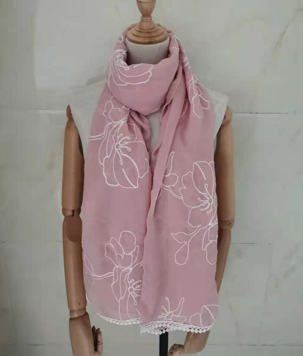 Comercio exterior nuevo color puro beige bordado algodón y lino bufanda nube tibetana viaje protección solar chal bufanda de encaje Malayo