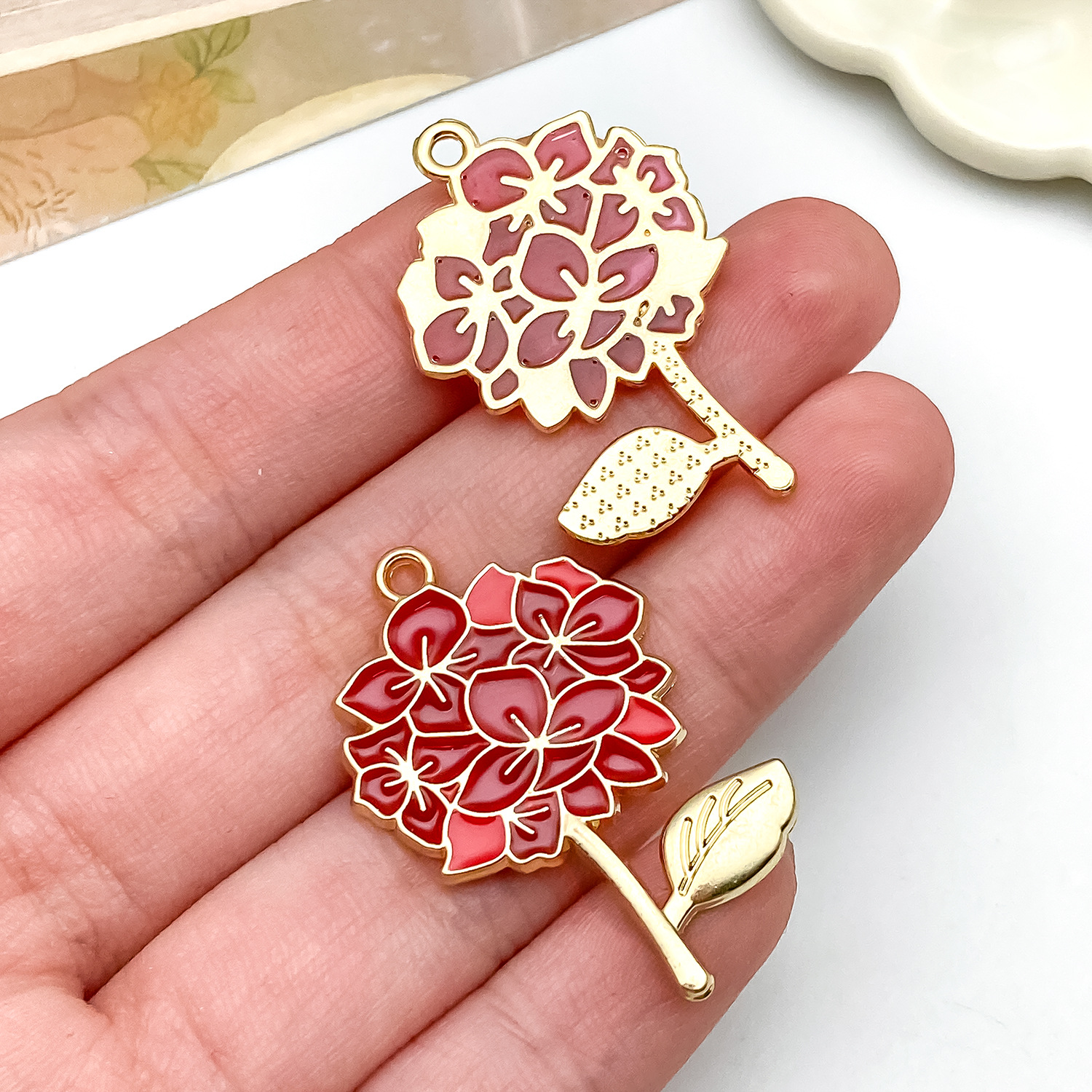 23159-XP-kc金红色滴油锌合金绣球花33×