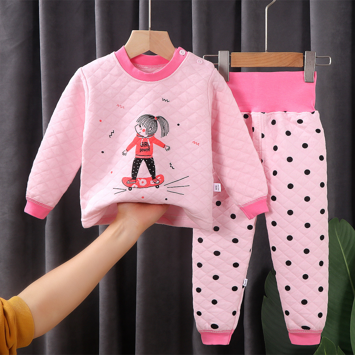 Ropa interior térmica de los niños directos de fábrica traje de tres capas acolchado espesado niños y niñas Otoño e Invierno hogar desgaste Bebé Ropa de los niños