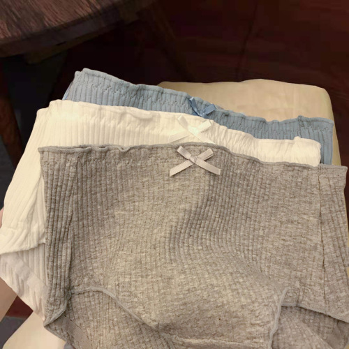 Japanese-style desirable and pure thread pure cotton women's medium waist comfortable lotus edge striped breathable cotton crotch triangle pants