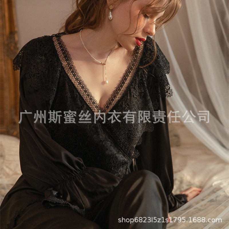 Sexy Pajamas Women's Autumn and Winter New Ice Silk Long-sleeved High-end Lace Casual plus size suit Outfit