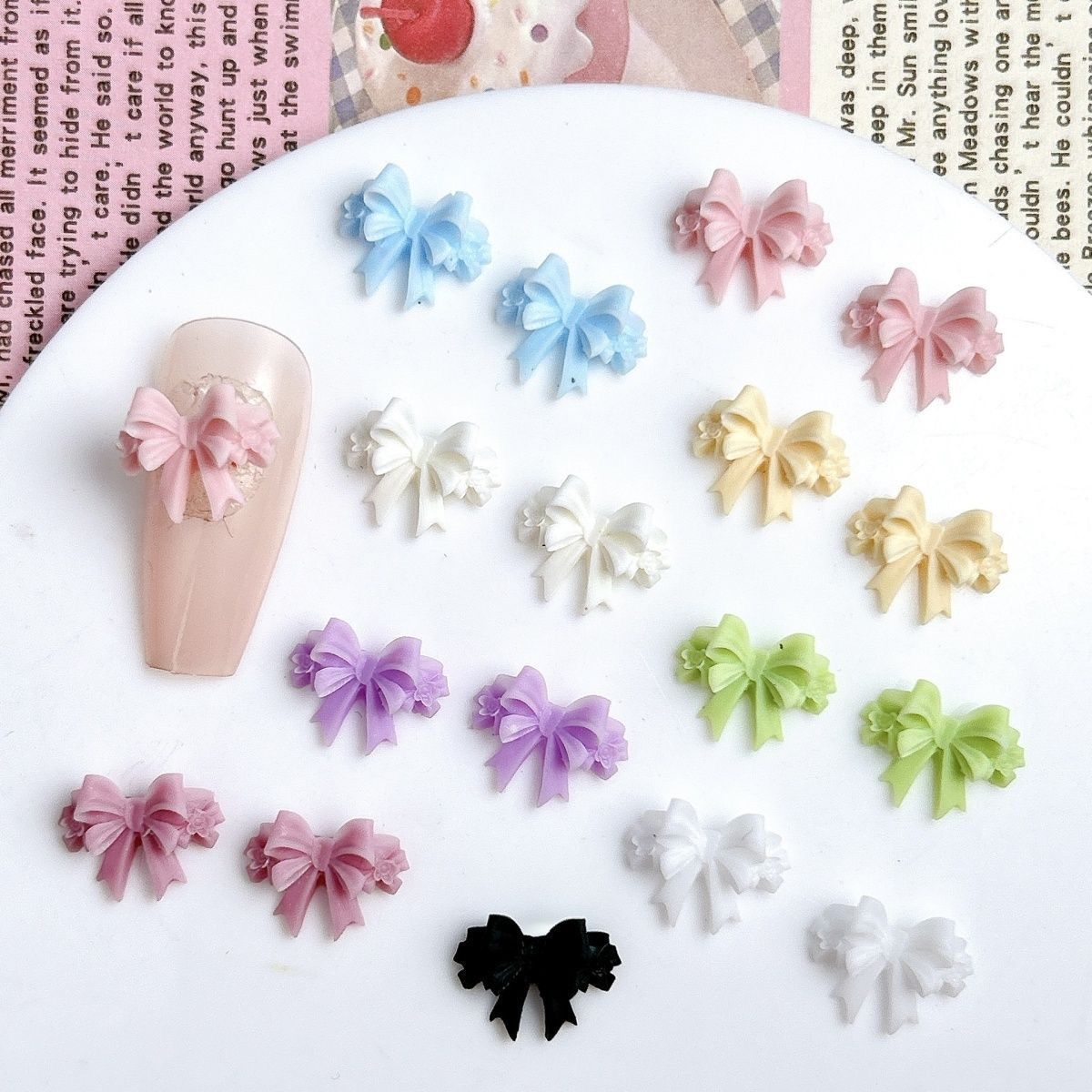 작은 꽃 리본 컬러