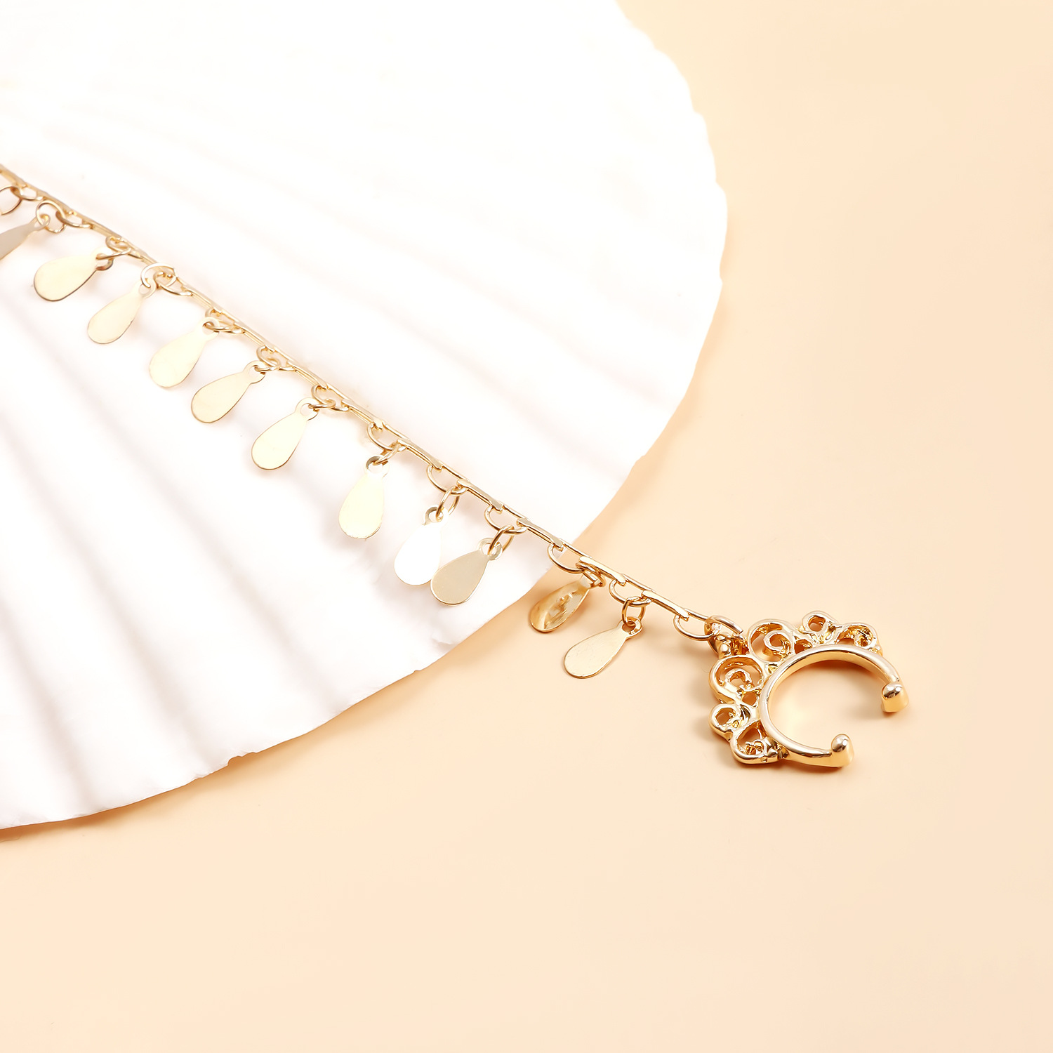 Ethnic Style Water Drop Tassel Nose Chain Earring Non-piercing_voghion.com
