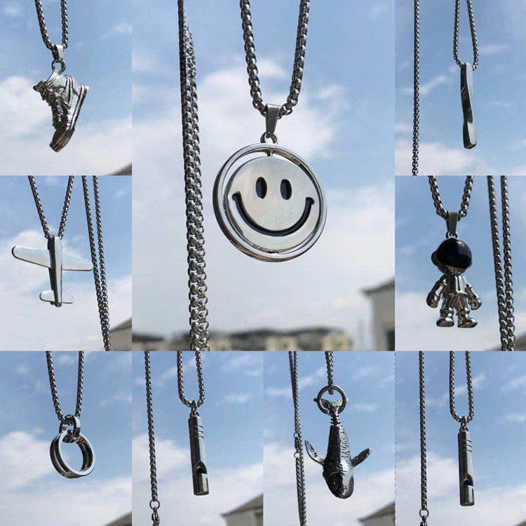 trend necklace hip-hop style