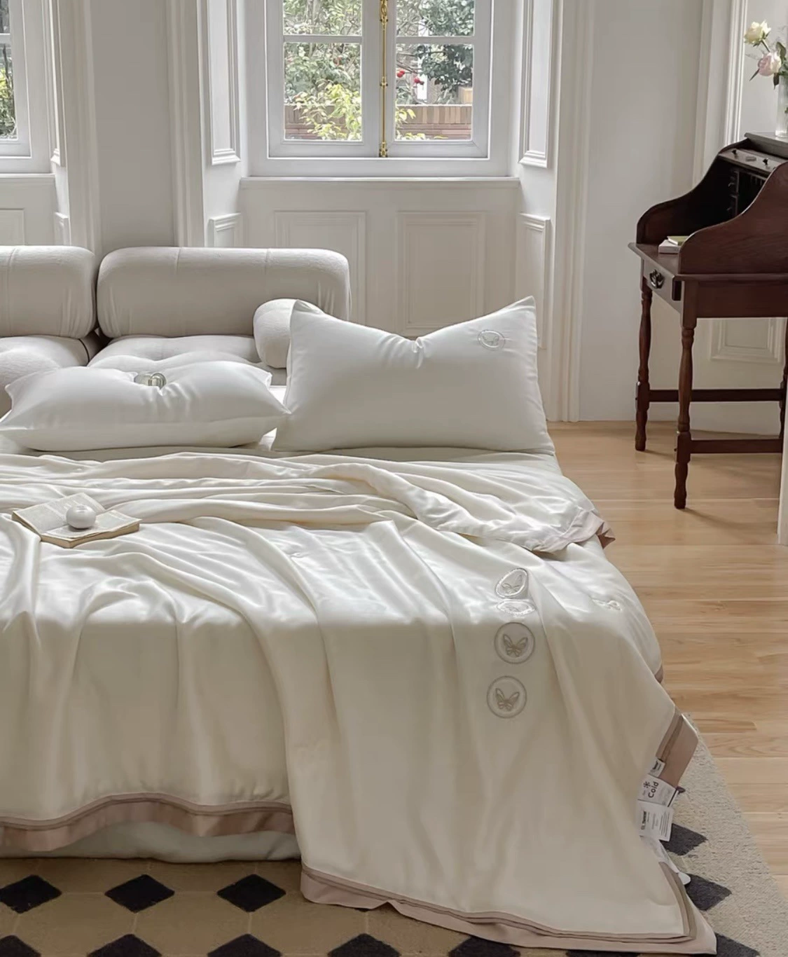 Легкая роскошь 80 Laisles Silk Лето было обнаженным и прохладным, Скользящий Маленький Летний Летний Холодный Двойной Двойной Кондиционер Bean Тонкий сердечник