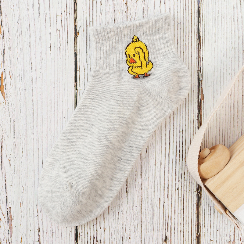 Nuevos Calcetines de corte bajo para mujer Corea del Sur lindos calcetines de tobillo primavera y verano Calcetines cortos delgados de moda de estilo japonés para estudiantes
