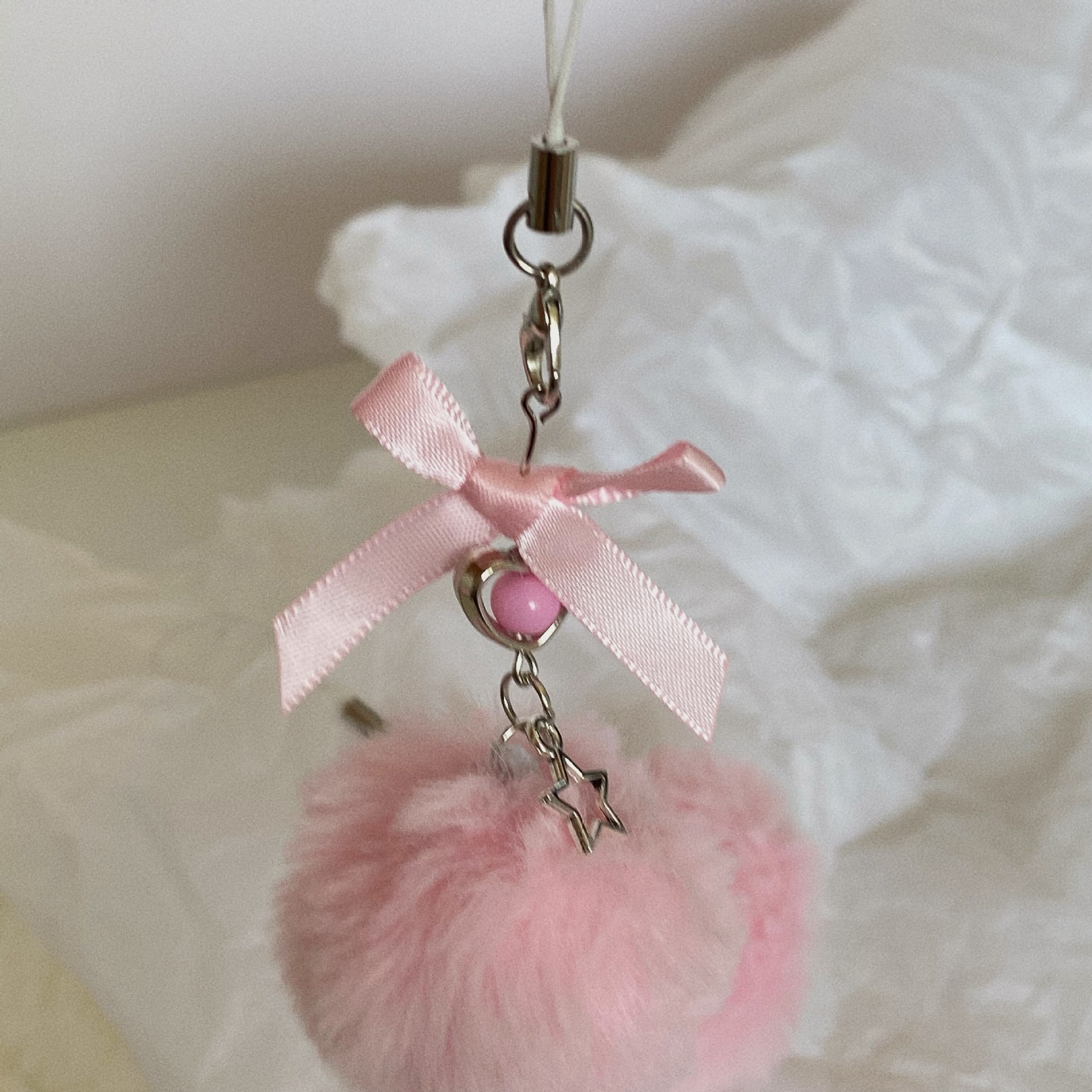 30g Weight Mobile Phone Chain, Keychain Classification 1 Piece Quantity Holiday, Daily Occasion Seto fur Material Bow Knot Pattern Pom Poms Design Cute Style 1 Piece Cute Bow Knot Seto Fur Pom Poms Mobile Phone Chain Keychain 11