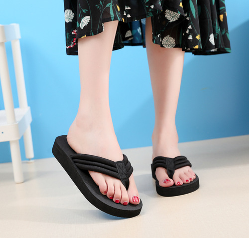 Summer New Women's Plus Size Herringbone Slope Heel Glitter Slides Beach Sandals