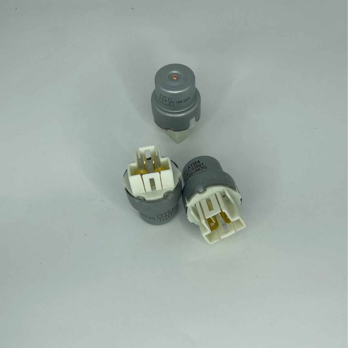 丰田铁壳继电器90987-03001丰田继电器056700-4670