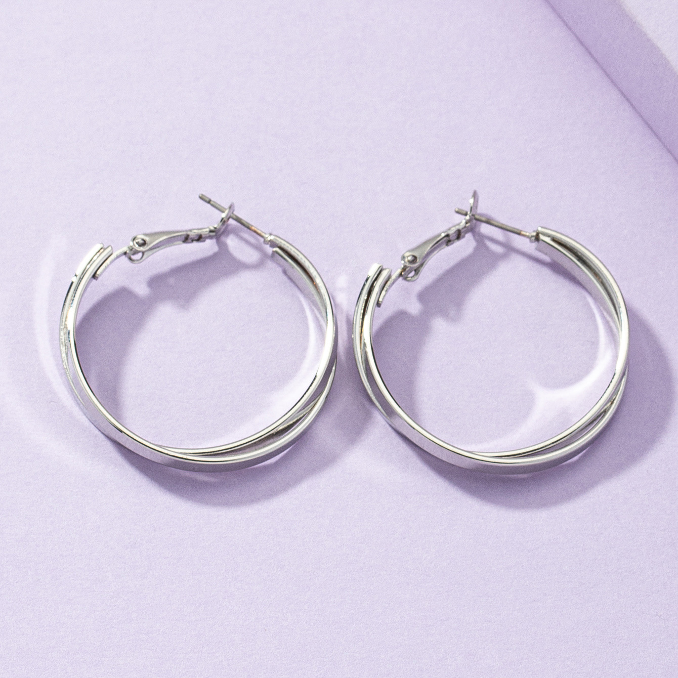 Metal Twist Hoop Fashion Earrings One Pair Wholesale Jewelry Nihaojewelry display picture 4