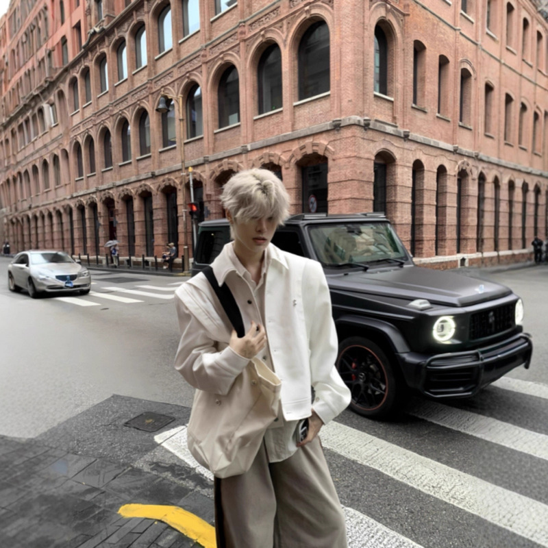 Spring and Autumn Cleanfit White American Shoulder Pad Jacket Men's High-End Handsome Deconstructed Niche Design Short Jacket Spring and Autumn Cleanfit White American Shoulder Pad Jacket Men's High-End Handsome Deconstructed Niche Design Short Jacket