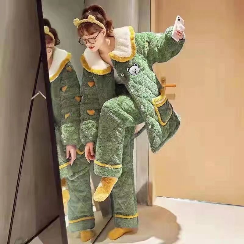 睡衣女冬季珊瑚绒加厚加绒三层夹棉法兰绒秋冬款可爱家居服冬套装