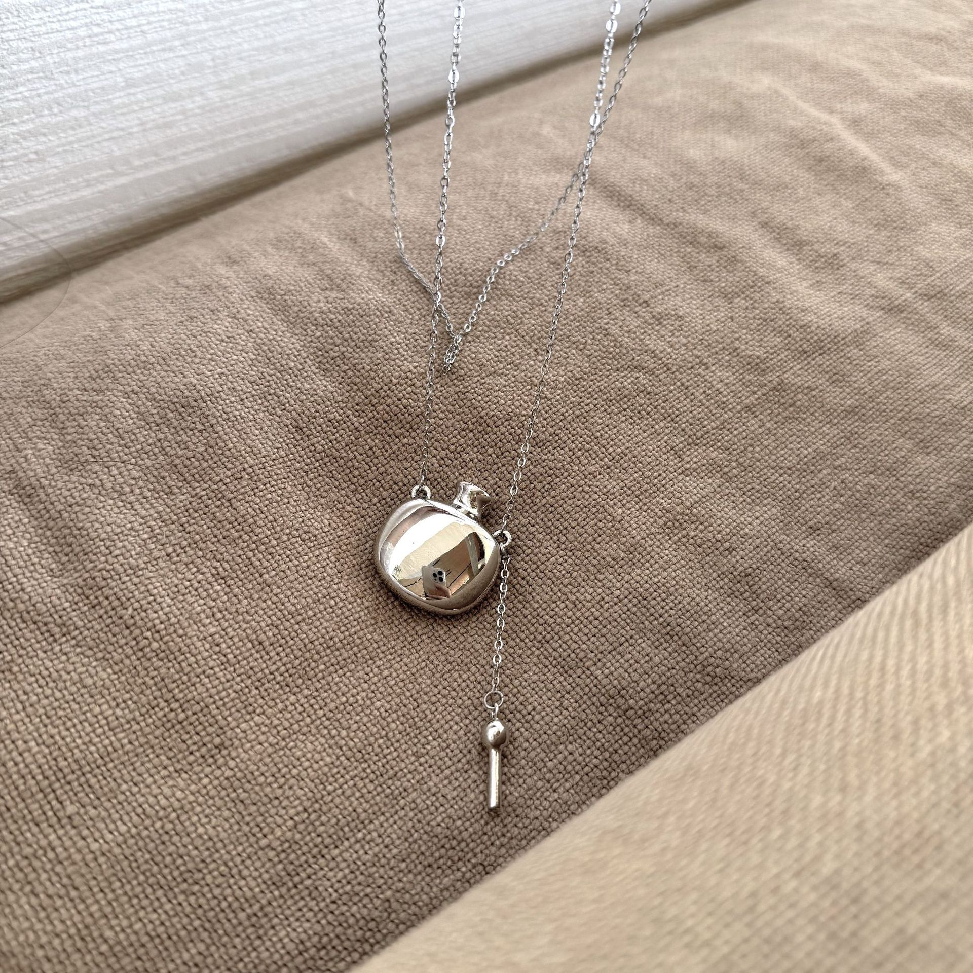 실버 티타늄 스틸 체인 디오니소스 병 목걸이