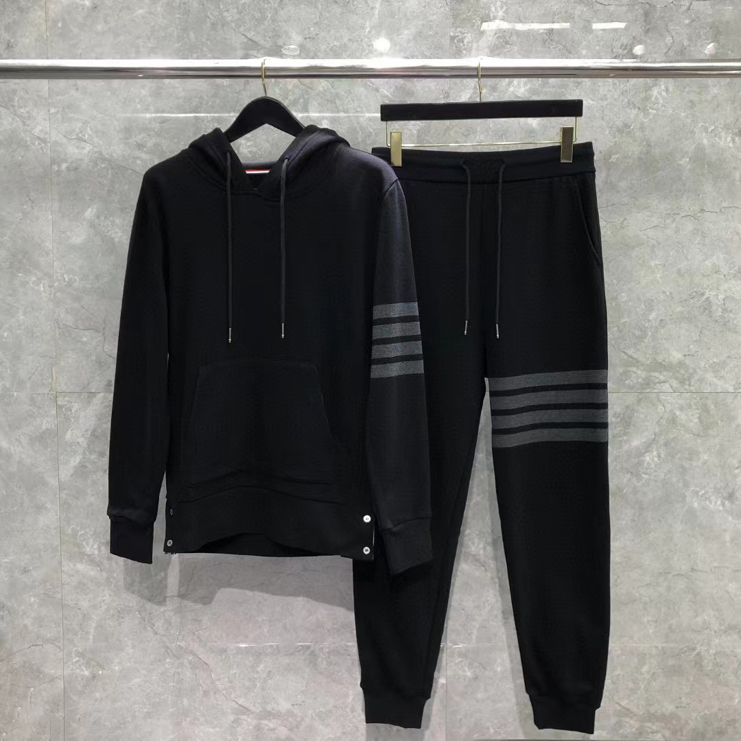 (2개) 공장 직접 TB 톰 가을 및 겨울 새로운 클래식 4 바 원사 염색 크루 넥 스웨터 지퍼 후드 캐주얼 세트