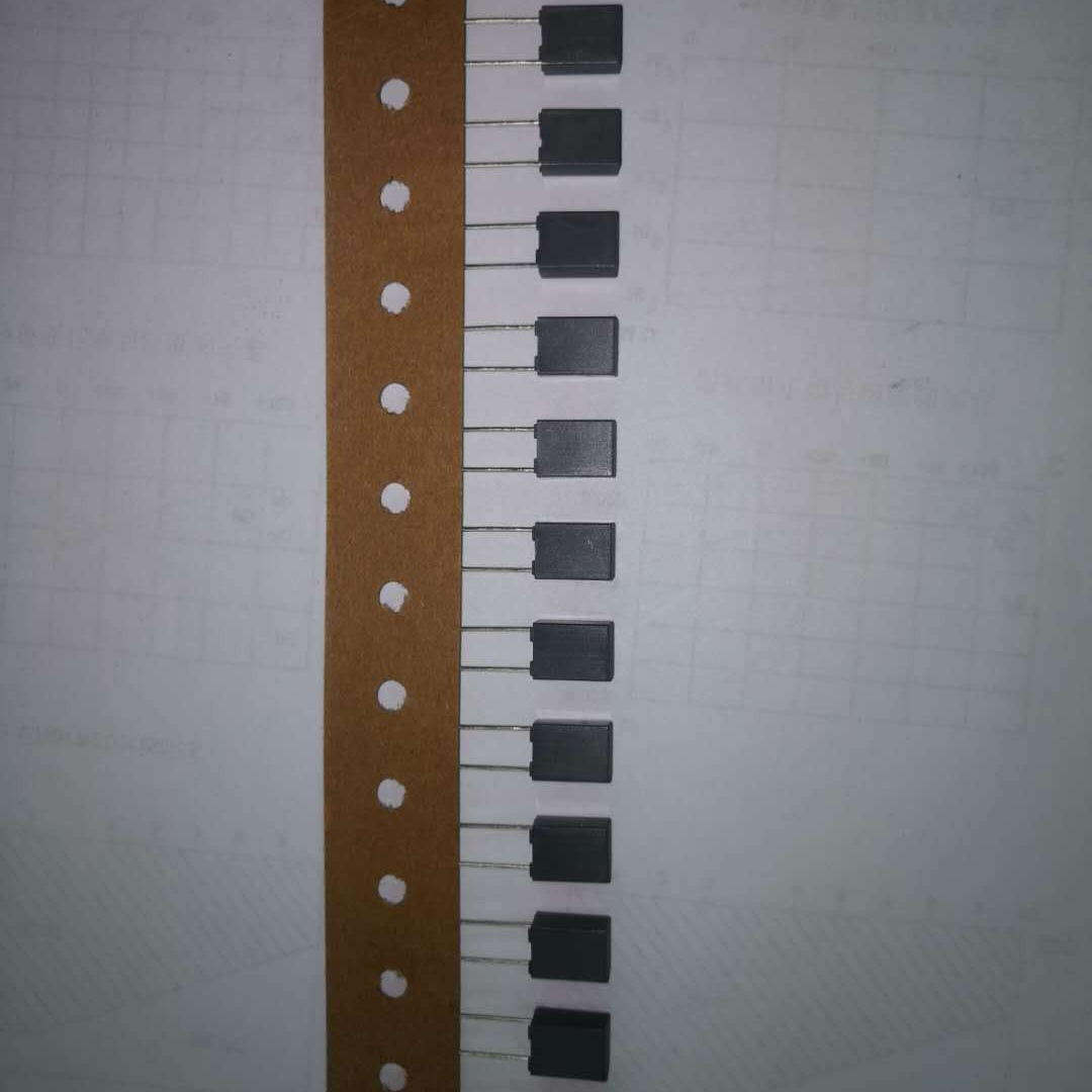 工厂销售小型化盒式电容minibox电容聚脂电容CL233X电容校正电容