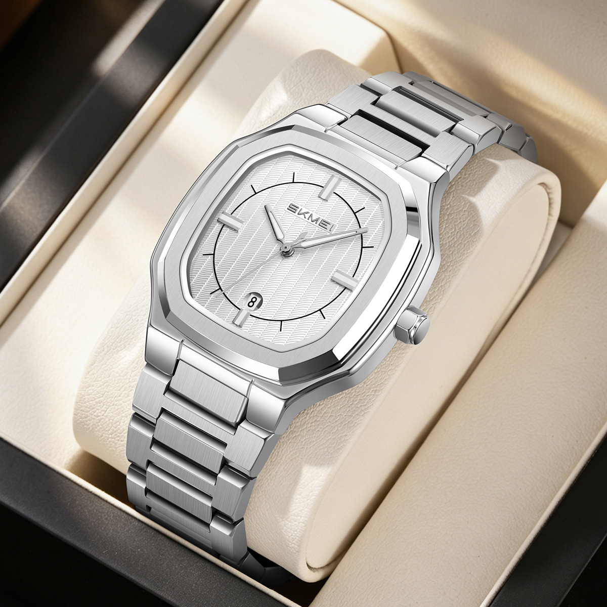 Momento de acero inoxidable oro octogonal reloj de cuarzo calendario impermeable hombre reloj de negocios fábrica de comercio exterior