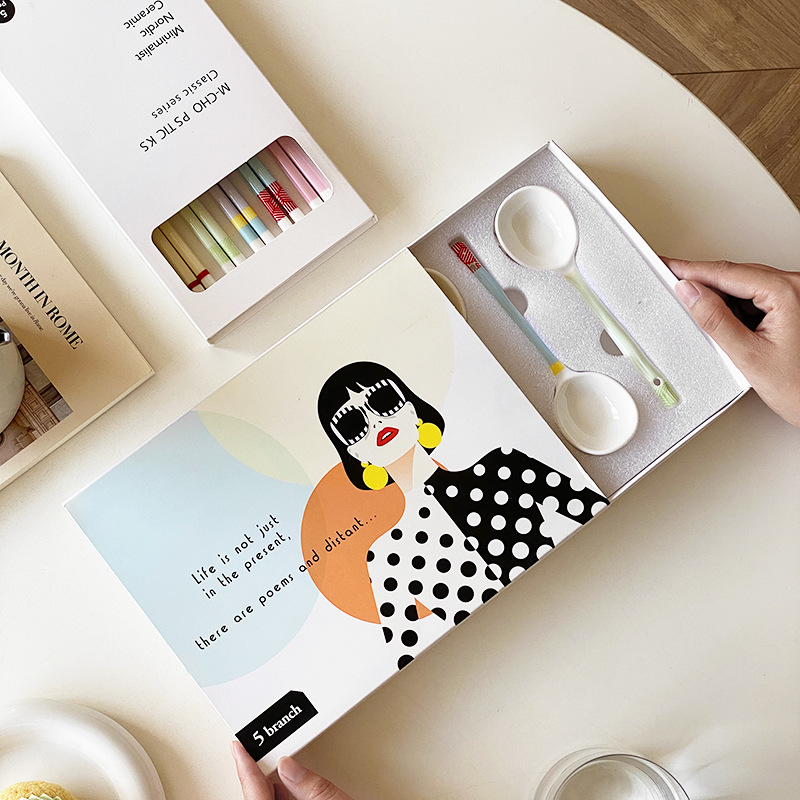 Palillos de cerámica macaron contraste color diseño chica corazón color ins hogar cerámica cuchara traje 5 pares caja regalo