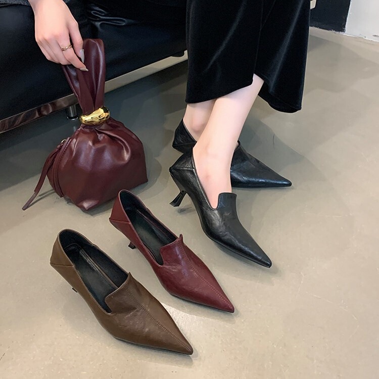 Retro Kitten Heel Pointed Toe Black Single Shoes for Women, 2026 New Spring and Autumn Style, Elegant French and Korean High Heels