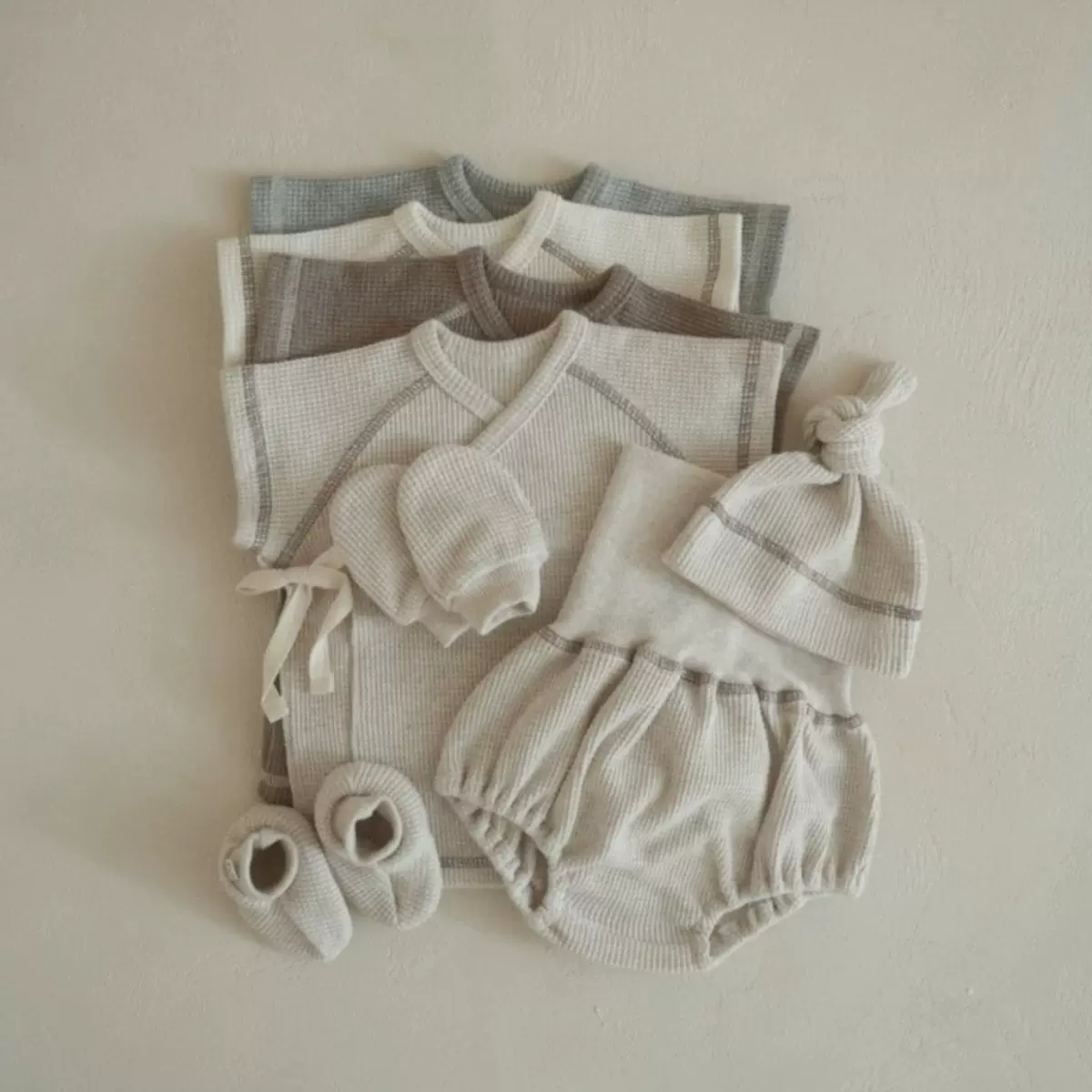 宝宝衣服夏季婴儿婴童华夫格蝴蝶衣和尚服上衣+高腰护肚PP裤套装