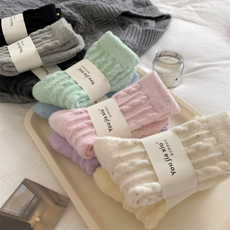 Бархатистые демисезонные тёплые мягкие колготки в стиле knee socks с повышенной толщиной, средняя длина