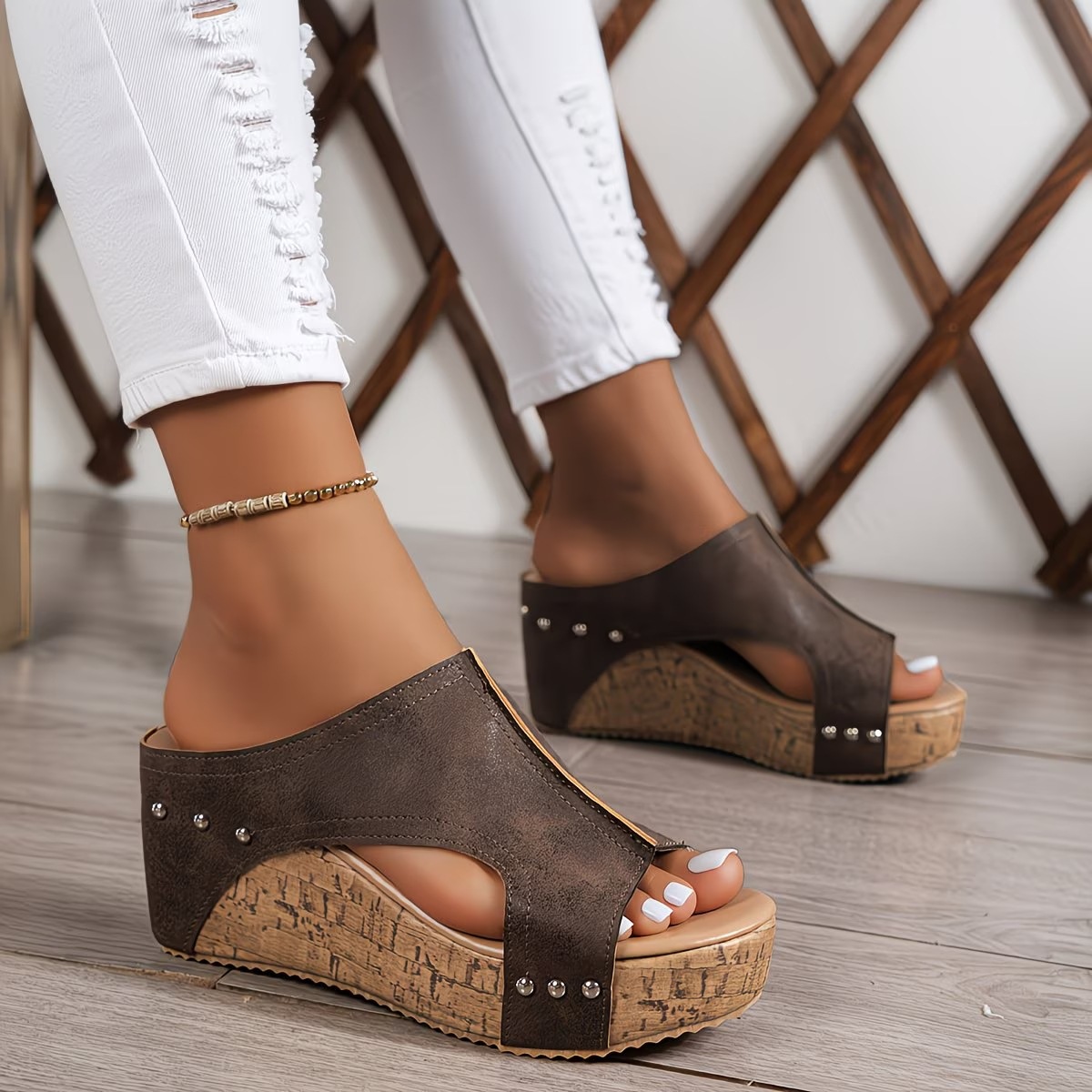 Zapatos de mujer transfronterizos TEMU zapatillas de suela gruesa dedos desnudos retro alta sandalias romanas muffins zapatillas de tacón alto