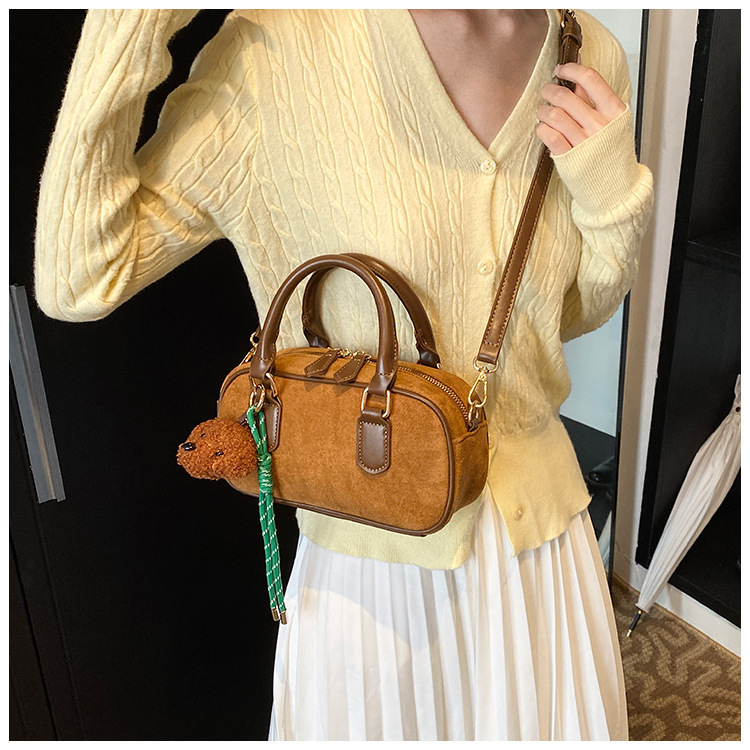 American Style Retro Fashion Hand Pillow Bag Autumn and Winter PU Frosted Korean Style Temperament Little Sister Portable Bowling Bag for Women