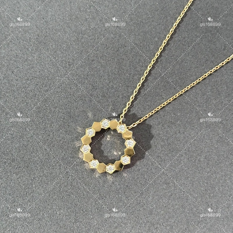 高バージョン Shangmei 新しいハニカム CNC 六角形ドリルネックレス女性のための 925 スターリングシルバーハイエンドライト高級鎖骨チェーン|undefined