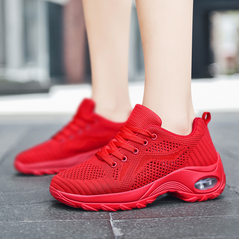 Pure Black Sports Shoes for Women Summer Thin Thick Sole Soft Sole Lightweight All Black Fashion Casual Work Shoes Large Size