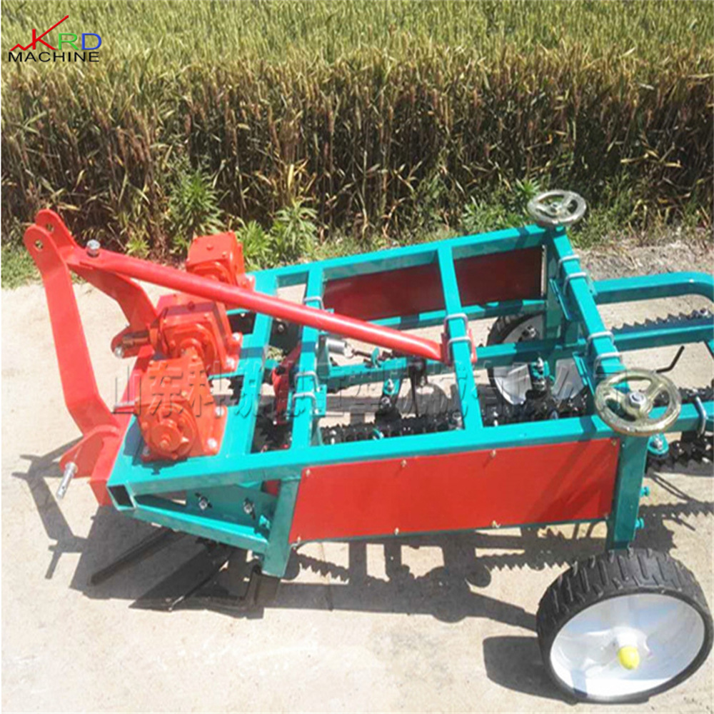 Peanut harvesting machine 农用双链条收获机 花生起垄出土机