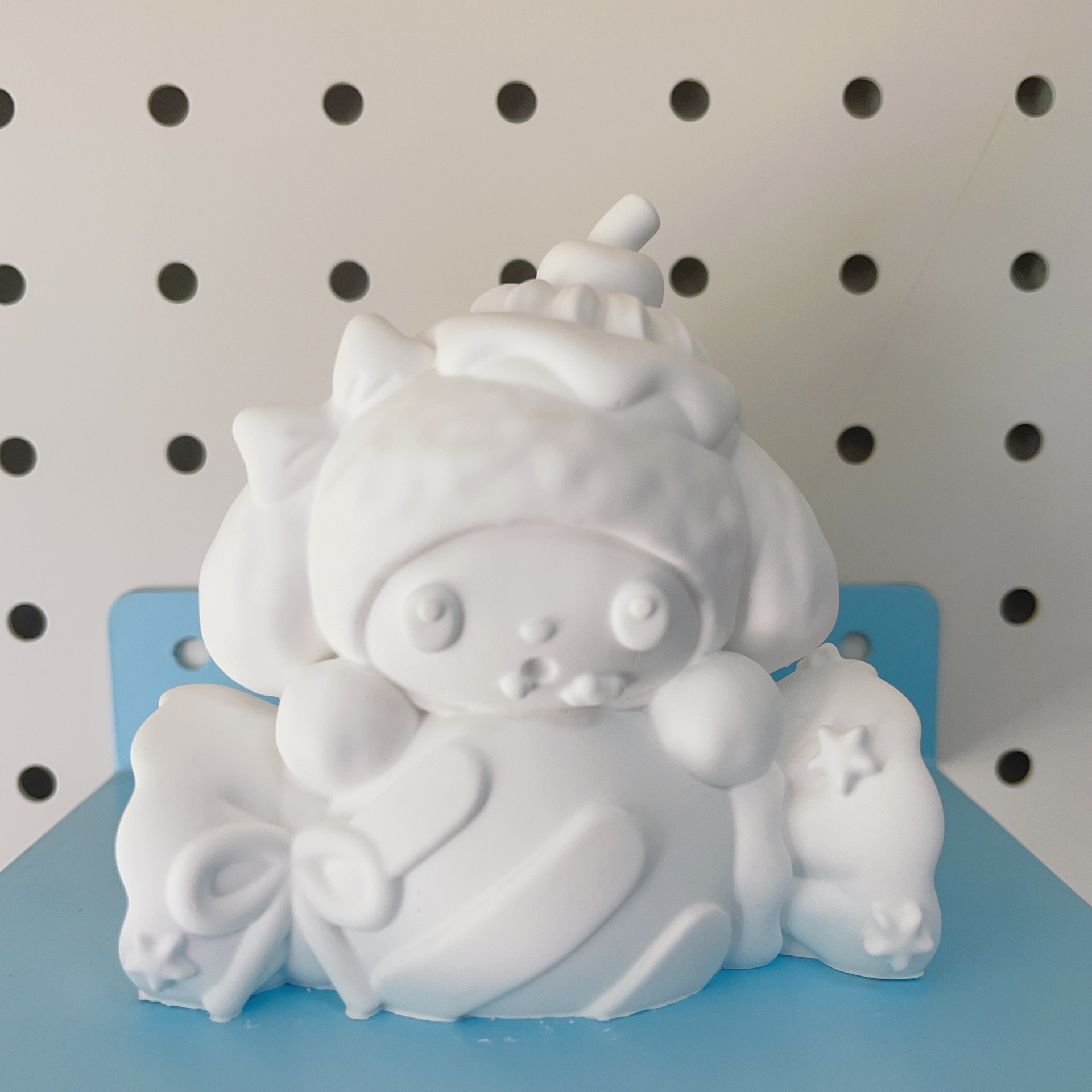 Nuevas muñecas de banda magnética fragrante pequeñas nuevas telas de tela recubiertas tridimensionales adornos creativos regalos hechos a mano