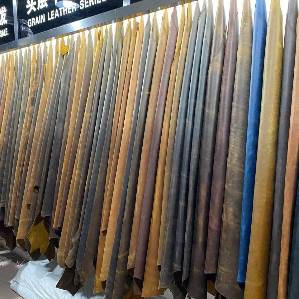 Сток Crazy Horse Leather масляная восковая кожа в наличии оптом из цельной воловьей кожи Верхний слой воловьей кожи низкая цена воловья кожа сток воловьей кожи