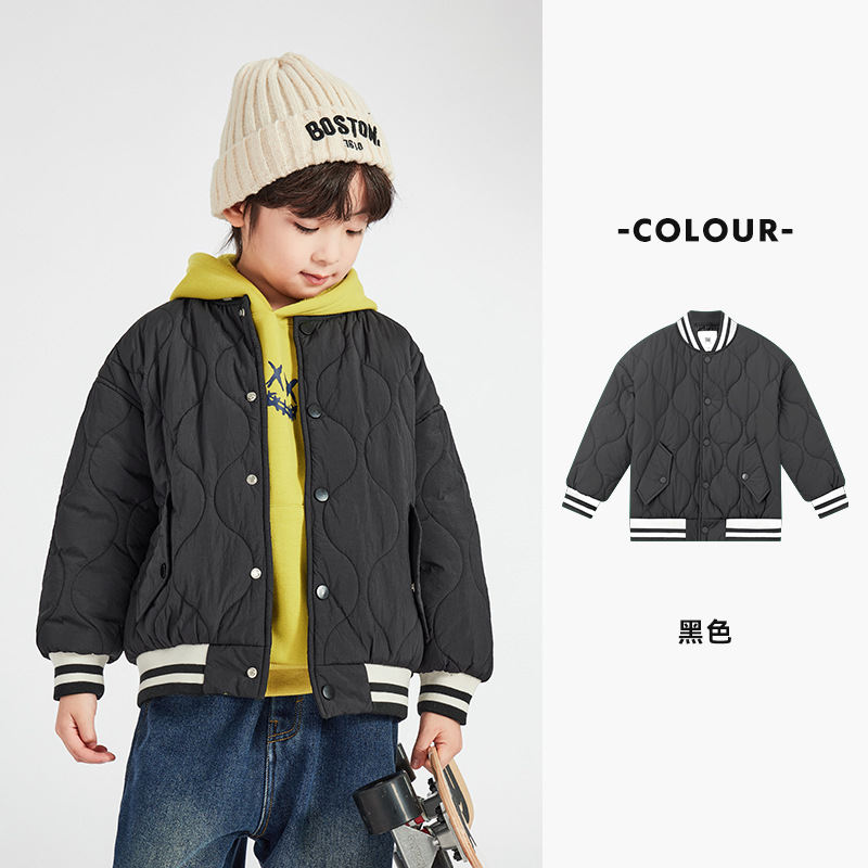 Muchos niños de algodón cortado abrigo colección impermeable otoño y invierno ropa de algodón de invierno para niños mayores