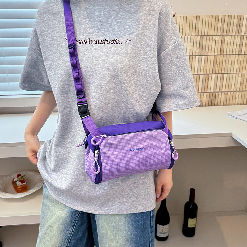 Outdoor Crossbody Bag for Women 2026 New Model Travel Casual Versatile Lightweight Bag Large Capacity Super Popular Crossbody Small Bag
