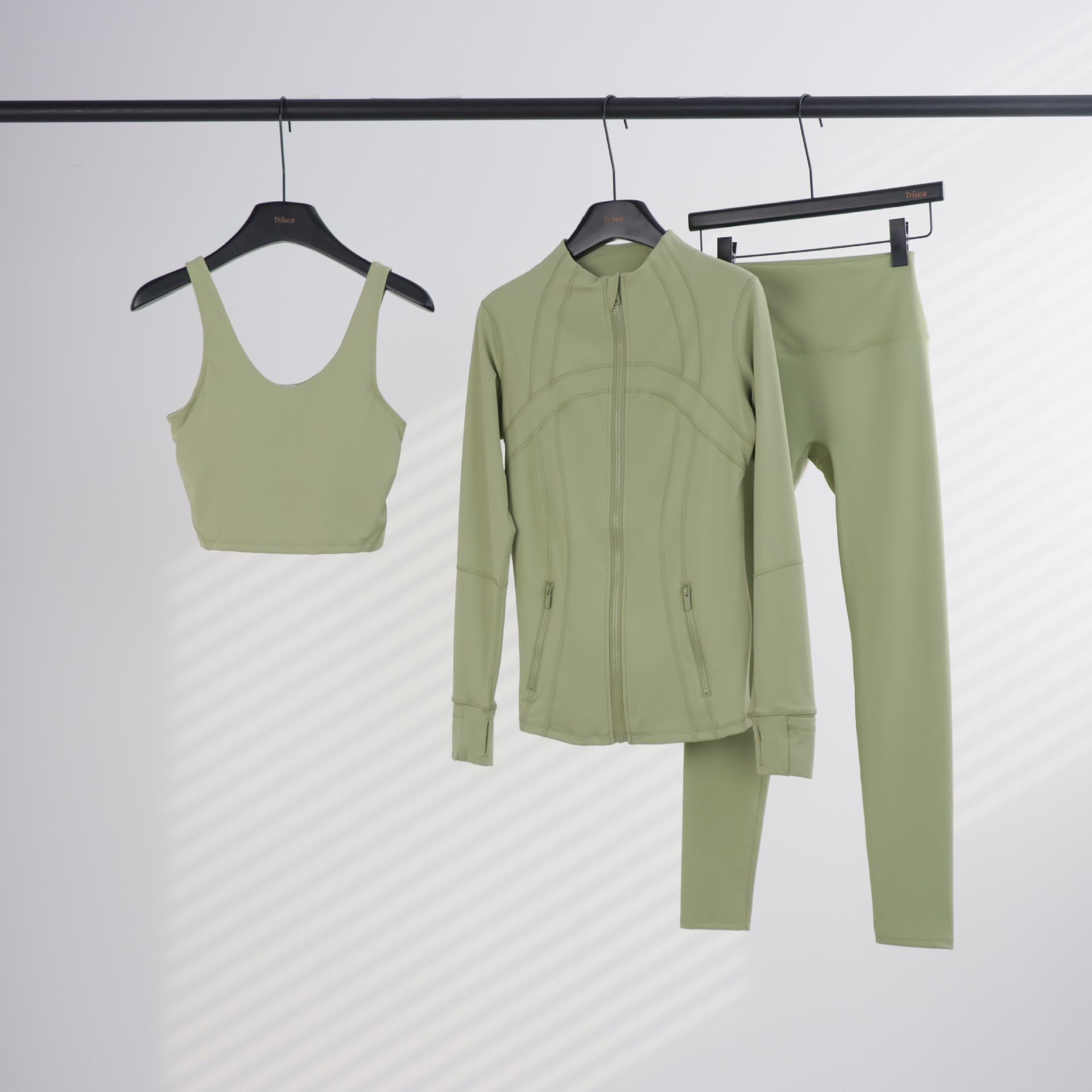 Conjunto de yoga LULU de tres piezas: chaqueta, camiseta sin mangas con cuello en U y leggings de cintura alta para mujer.