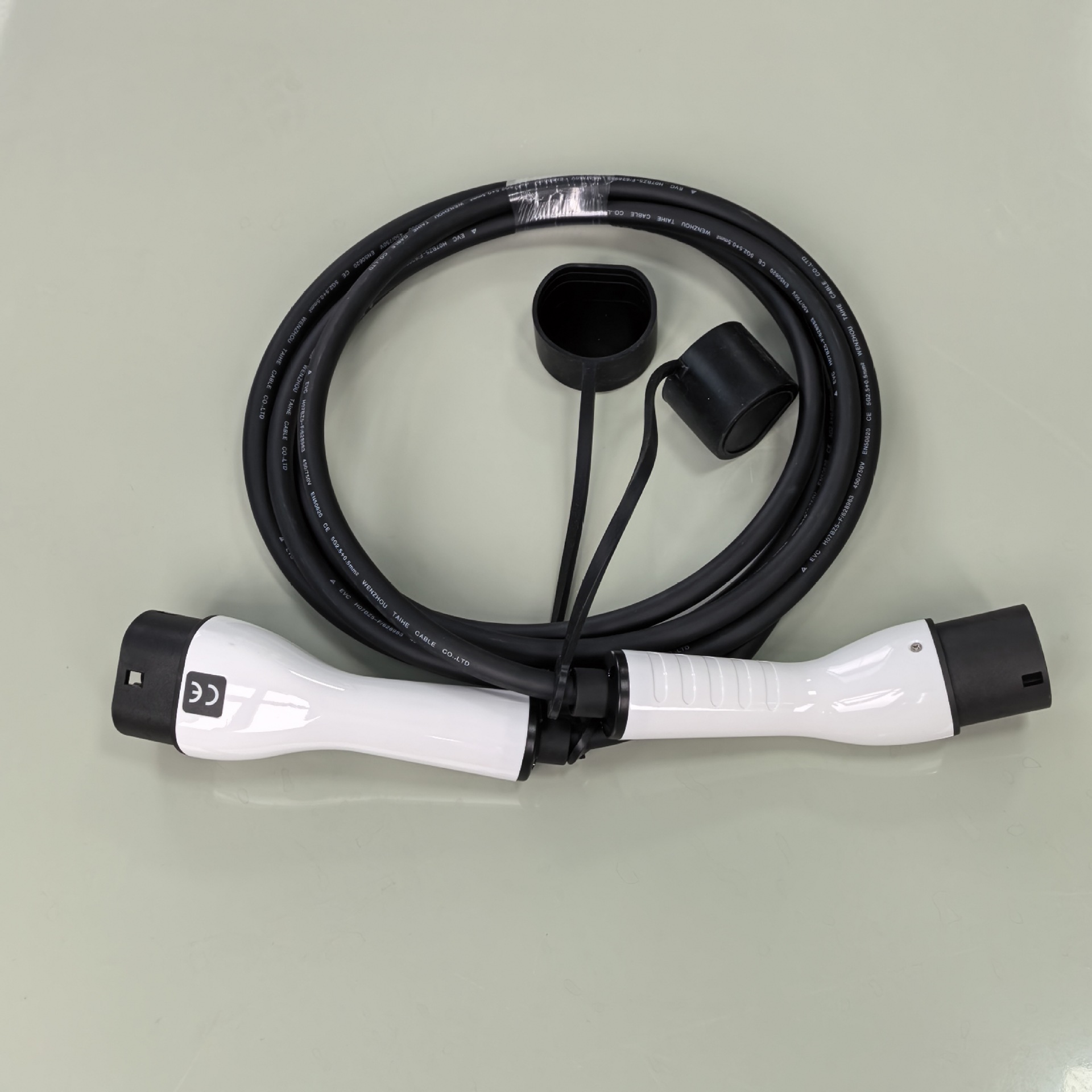 Dual-Head Gun Charging Extension Cable for New Energy Vehicle Charging Pile, Type2 European Standard, National Standard Gbt Gun Head, 7Kw 32A