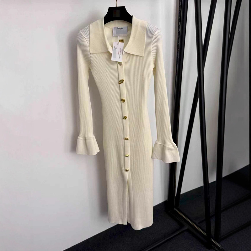 2025 Autumn/Winter Nanyou High-End Foreign Trade New Irregular Gold Button Collar Waist-Cinching Knitted Flared Long-Sleeve Dress