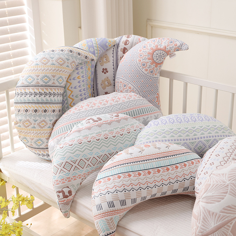 Six-Layer Gauze Moon Pillow, Newborn Back Pillow, Baby Side Sleeping Nursing Pillow, Children's Pillow, Exhaust Pillow