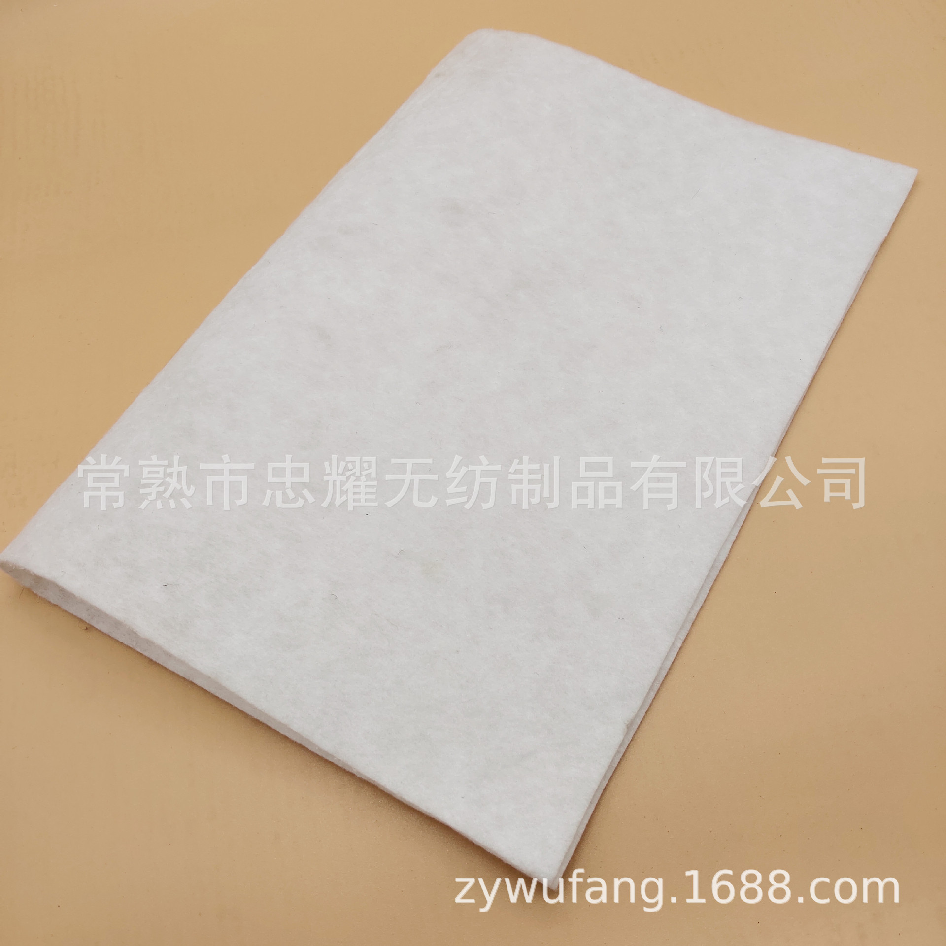 厂家供应白色针刺无纺布吸水棉 吸水棉垫 针刺棉无纺布内衬棉垫肩