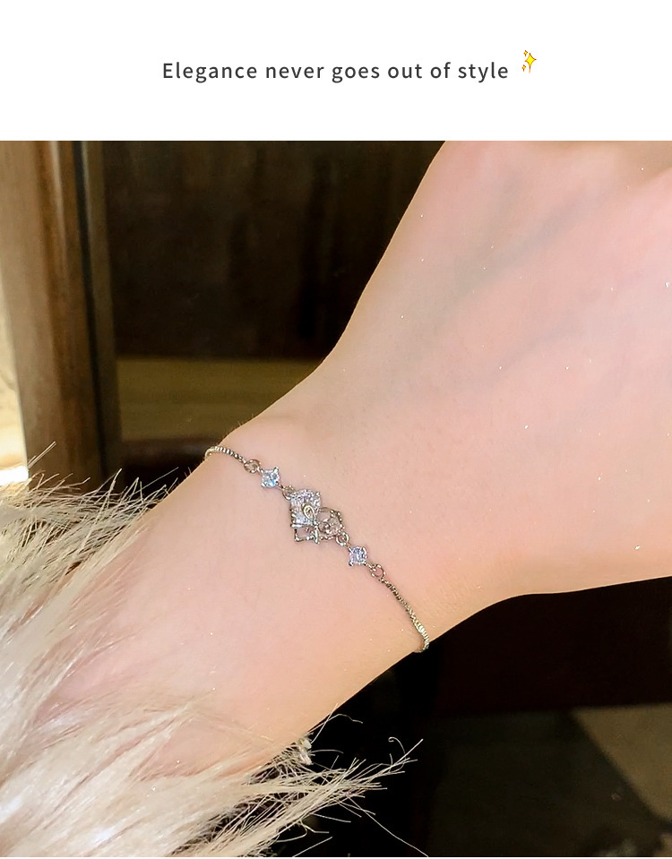 Wholesale of 2024 new asymmetrical diamond-encrusted heart-shaped bracelet for women, a fashionable, niche and high-end pull handle bracelet pic 26