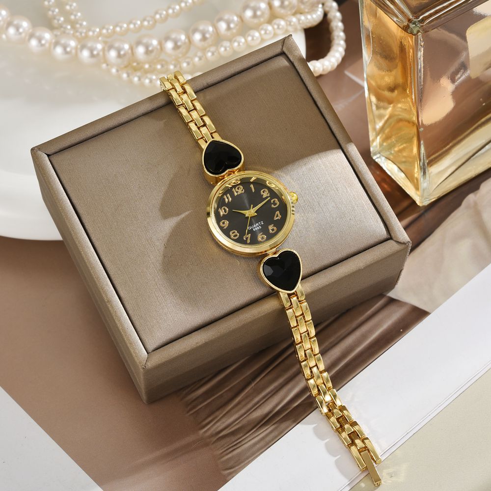 AliExpress nuevo reloj de lujo simple esfera digital redonda femenina temperamento de moda amor pulsera pequeña reloj de mujer