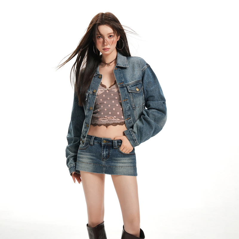 【Jin Yin】American Retro Denim Jacket, New Spring Style, Washed and Distressed Short Shoulder-Drop Jacket for Women 【Jin Yin】American Retro Denim Jacket, New Spring Style, Washed and Distressed Short Shoulder-Drop Jacket for Women