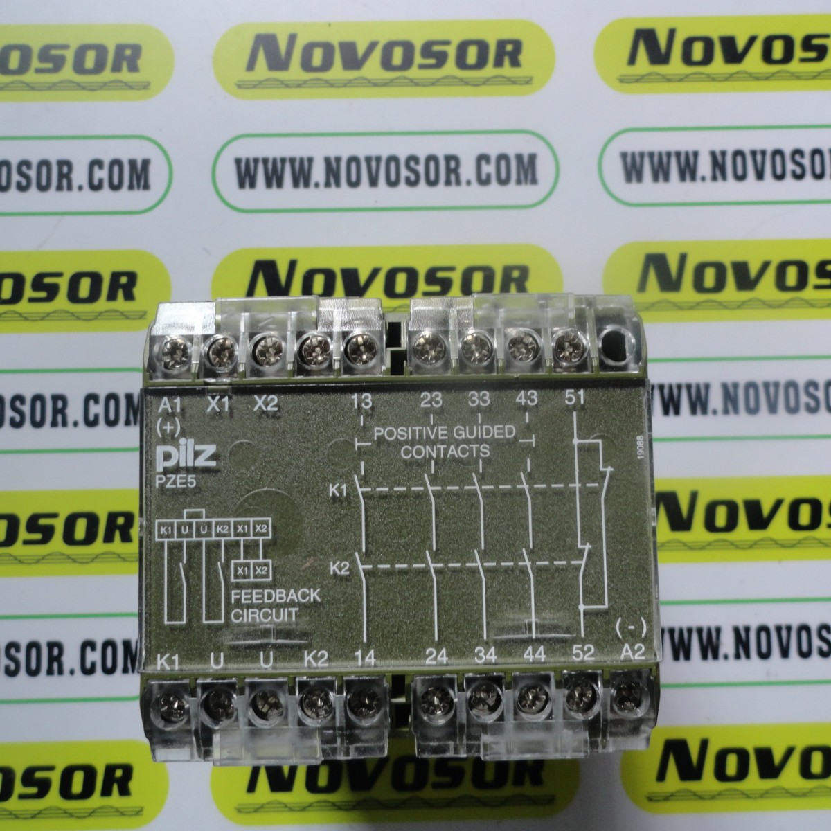 PZE 5 24VDC 474910   PILZ 继电器