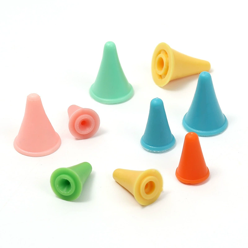 Цветной резиновый свитер игольчатый шапка большой и маленький булавки