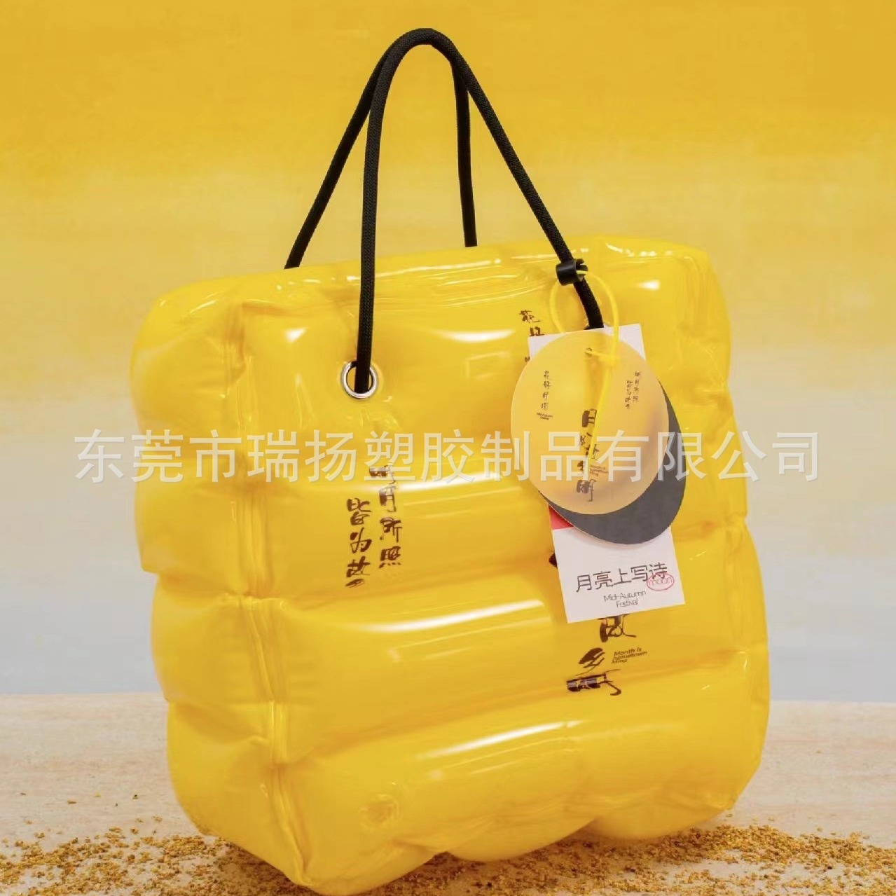 PVC充气d制卡通气模手提包爱心商场户外活动