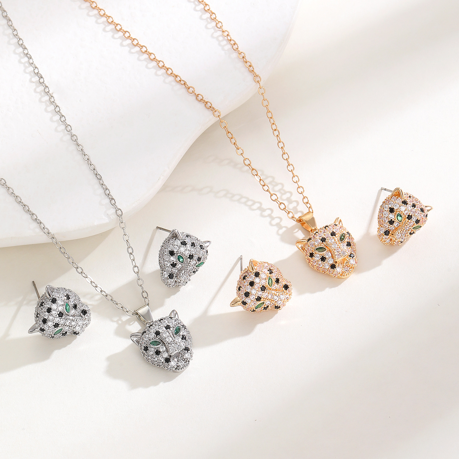 European and American Cross-Border Hot-Selling Hip-Hop Leopard Head Pendant Earrings Necklace Set Micro-Encrusted with Diamonds Fashion Light Luxury Accessories Wholesale
