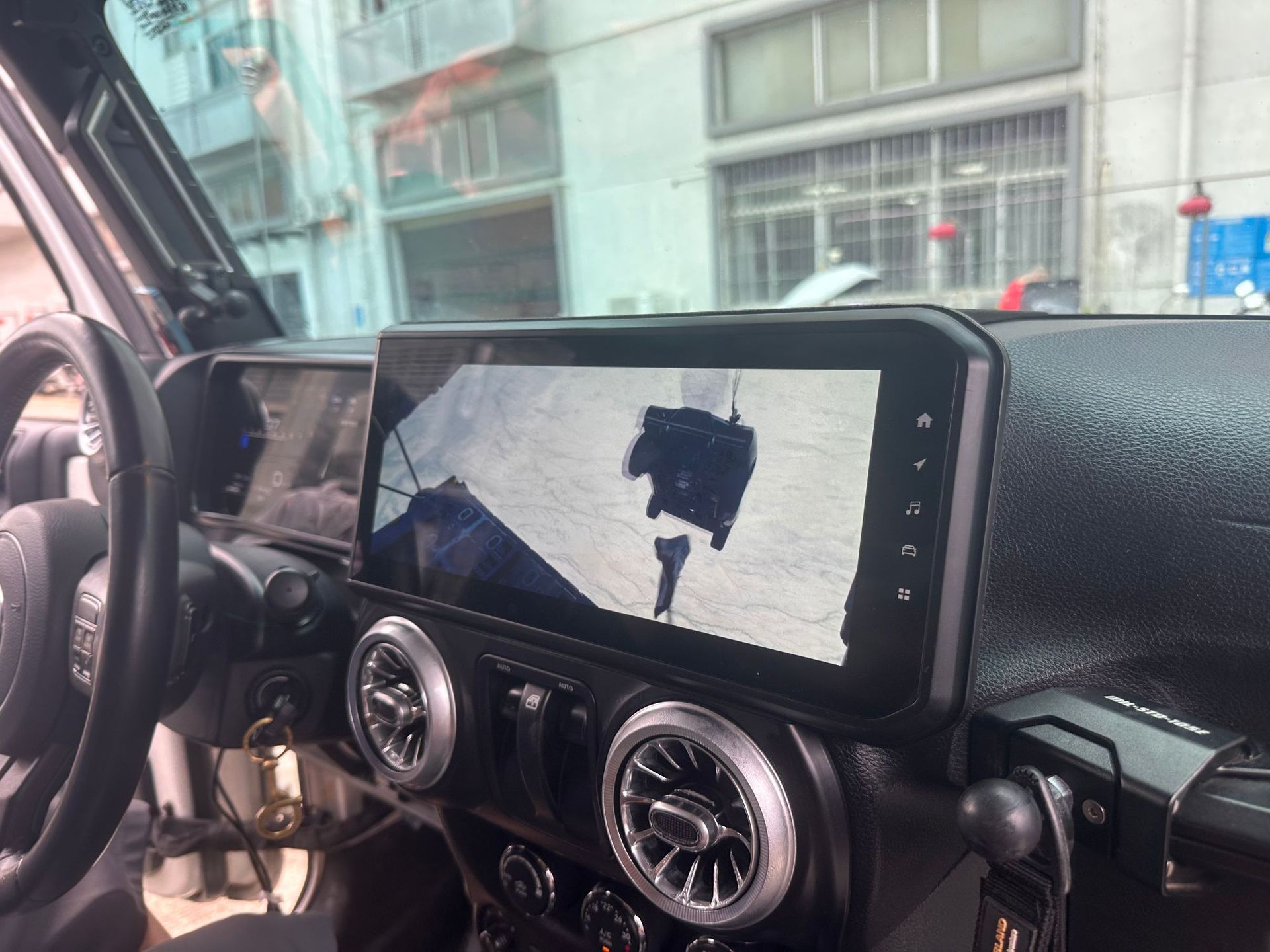 Cross-border applicable to Jeep Wrangler dual-screen models 10-17 24inch Android smart car navigation all-in-one device