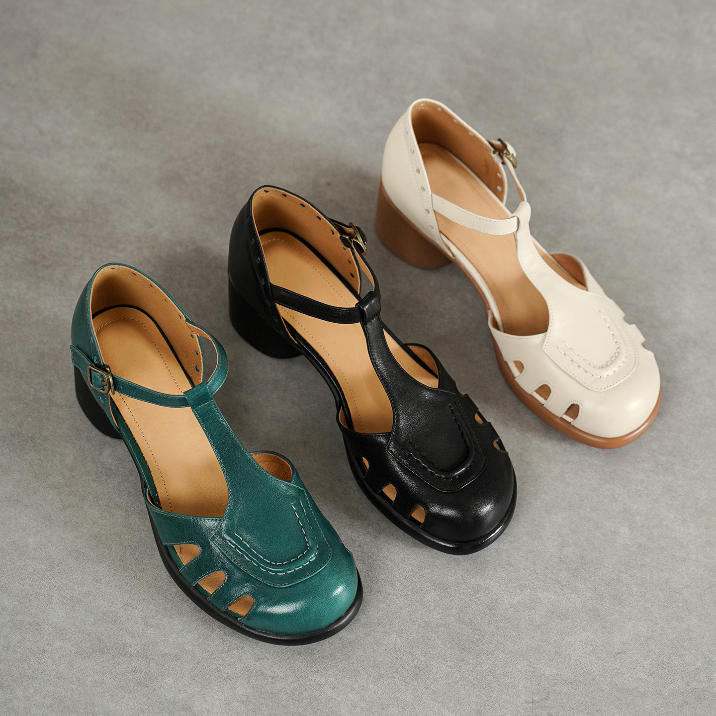 Sandal cao gót nữ mũi nhọn quai ngang khóa T, gót 5 cm, da bò thật — đen
